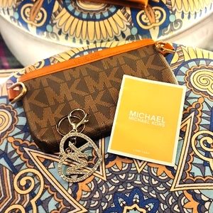 Michael Kors (Used) w/Keychain booklet